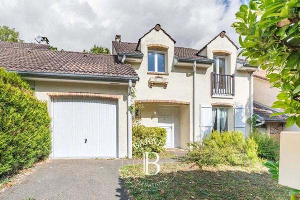 Saint-Germain-en-Laye, Maison 4 Chambres -  121 m² à vendre