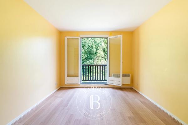 Saint-Germain-en-Laye, Maison 4 Chambres -  121 m² à vendre
