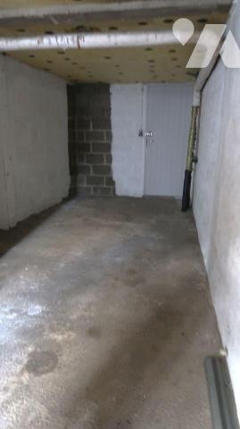 Prox. centre-ville, APPARTEMENT T4 de 81,61m2, sis au 4ème et dernier étage, avec ascenseur, co...