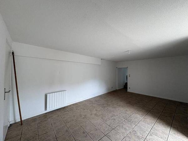 Appartement 2 pièces                                        - 69590 Saint-Symphorien-sur-Coise Réf : 13456