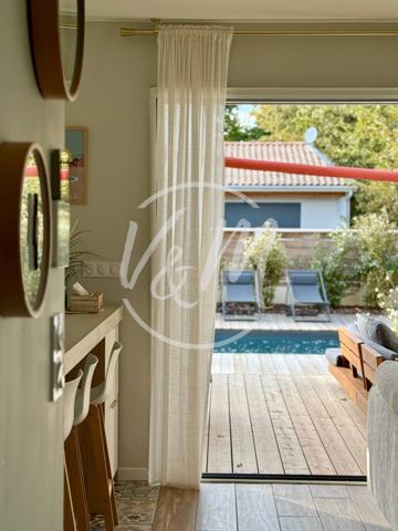 Maison à vendre à Lacanau- Neuve de plain-pied avec piscine et prestations modernes dans quartier résidentiel recherché de Lacanau Ville, proche lac et commodités LACANAU