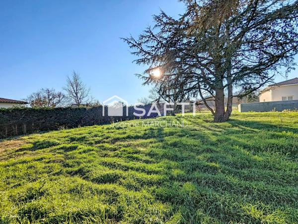 Eaunes, très joli terrain de 559m²