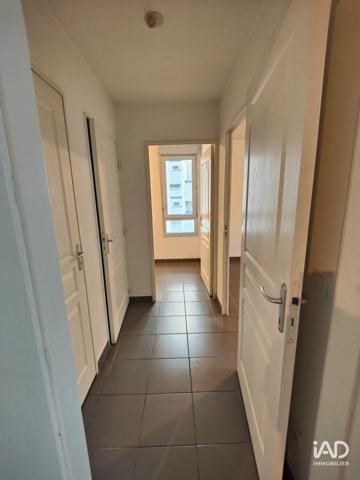 Location appartement 3 pièces 50 m² Marseille 3