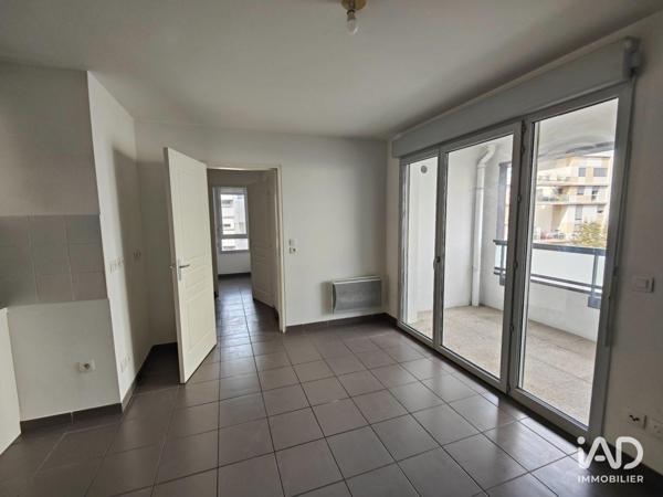 Location appartement 3 pièces 50 m² Marseille 3