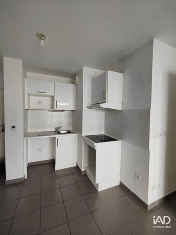 Location appartement 3 pièces 50 m² Marseille 3