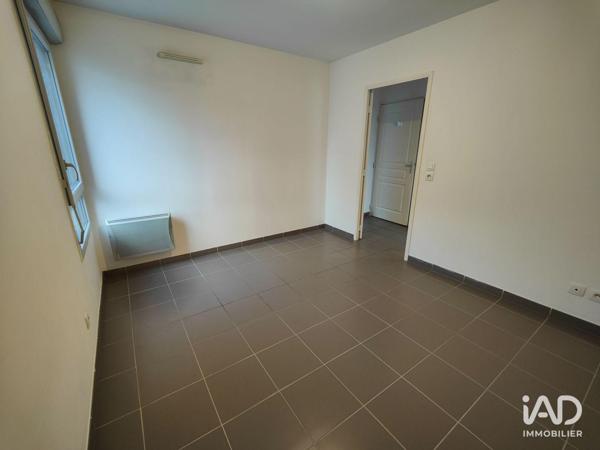 Location appartement 3 pièces 50 m² Marseille 3