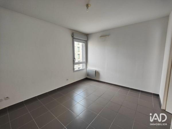 Location appartement 3 pièces 50 m² Marseille 3