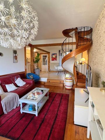 Maison de village 4 pièce(s) 4 chambre(s) 120 m²