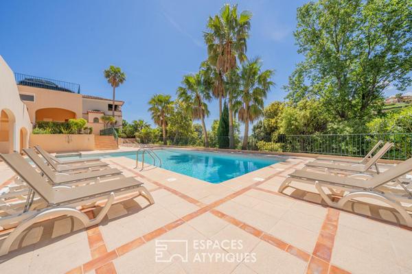 Duplex sur le Golf, avec terrasses et aperçu mer