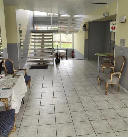 Dpt Vosges (88), proche REMIREMONT immeuble 9 appartements T2 avec balcon / Terrain de 1000 m² environ