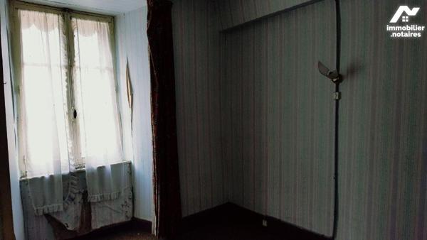  A VENDRE. Maison. BARENTON. Sud Manche. Basse Normandie.
Maison en pierres de 8 pièces princi...