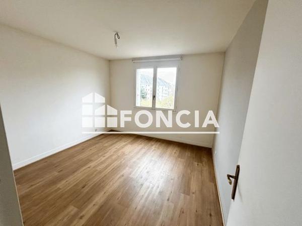 À vendre Appartement 5 pièces 100 m² - Dreux 28100