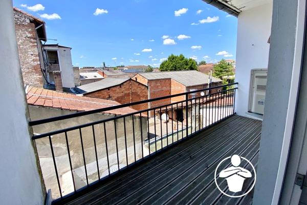 Vente                                                      Appartement
                        
                     4 pièces                      52 m2                     à Villeneuve-sur-Lot