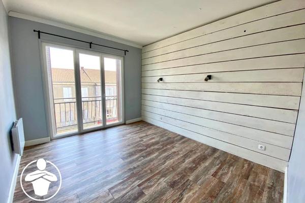 Vente                                                      Appartement
                        
                     4 pièces                      52 m2                     à Villeneuve-sur-Lot