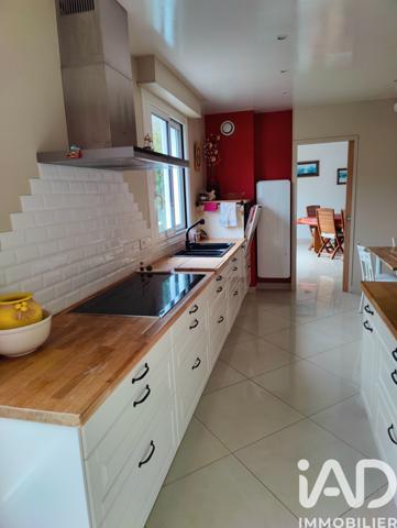 Maison à vendre 7 pièces 155 m² Voisins-le-Bretonneux