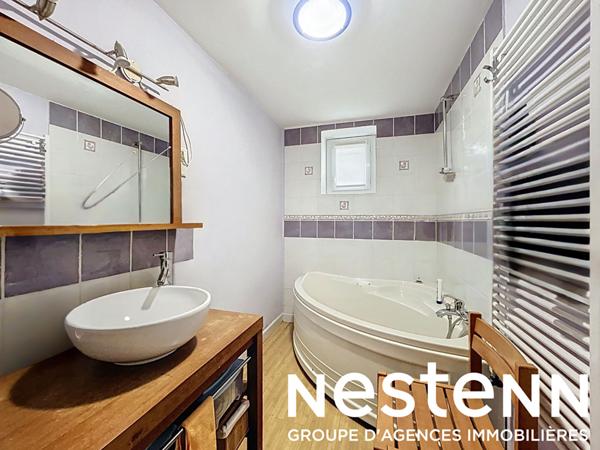 A vendre : Maison lumineuse 3 chambres - centre de CHARNAY-LES-MÂCON (71850)