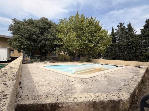 Ensemble Immobilier à MONTFAVET (84140)