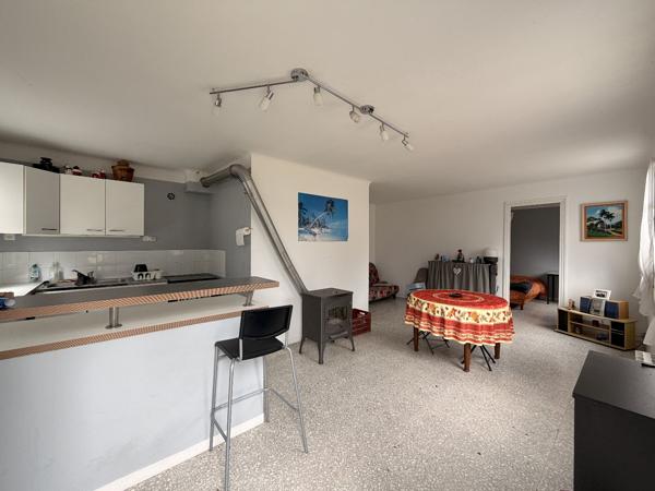 Ensemble Immobilier à MONTFAVET (84140)