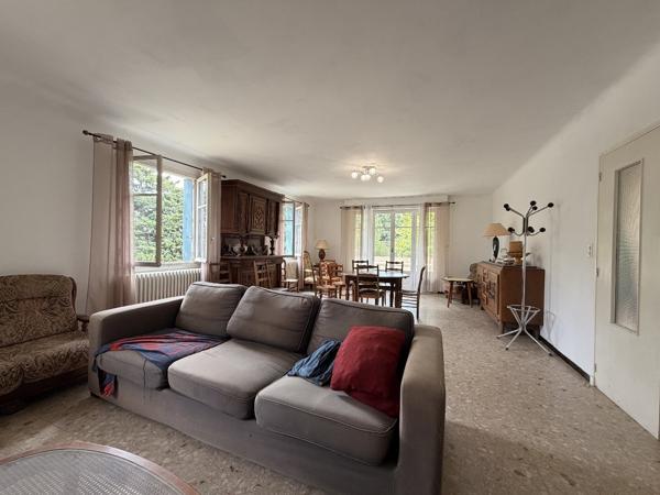 Ensemble Immobilier à MONTFAVET (84140)