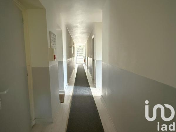 Maison 13 pièces de 390 m² à Mervent (85200)