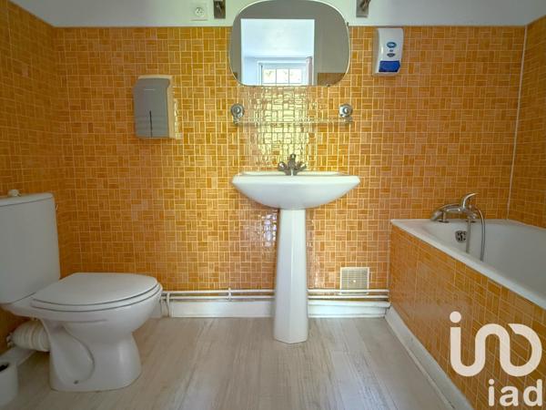 Maison 13 pièces de 390 m² à Mervent (85200)