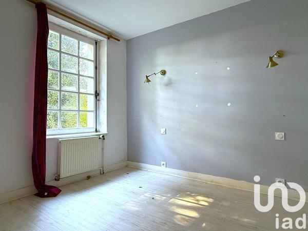 Maison 13 pièces de 390 m² à Mervent (85200)