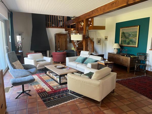 Demeures de plus de 220 m2, sur la commune de Rosporden