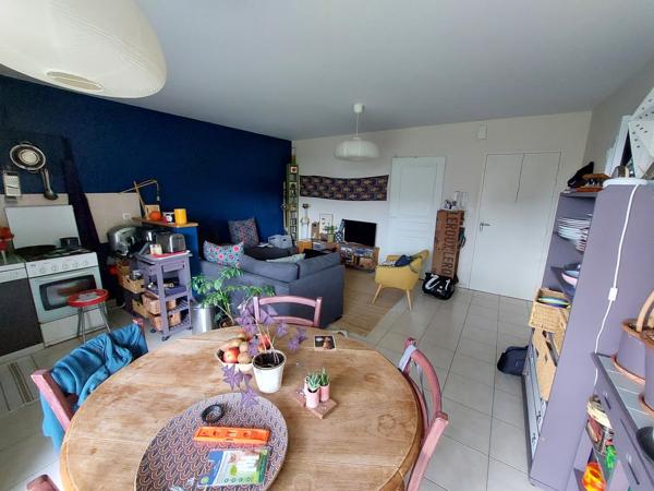 T3 dans résidence de 2007 avec terrasse et double parking