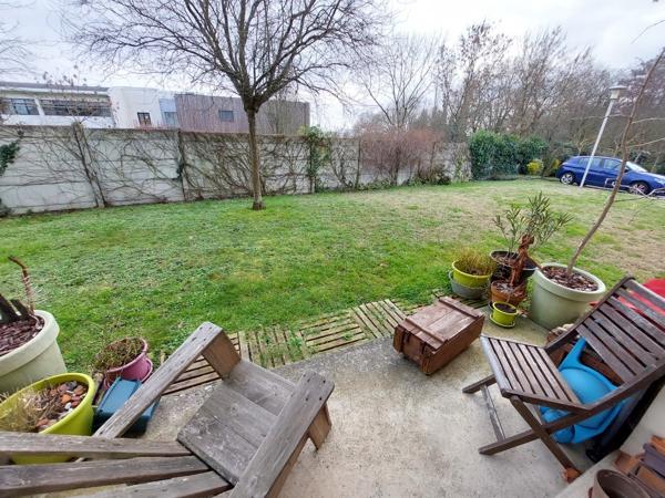 T3 dans résidence de 2007 avec terrasse et double parking