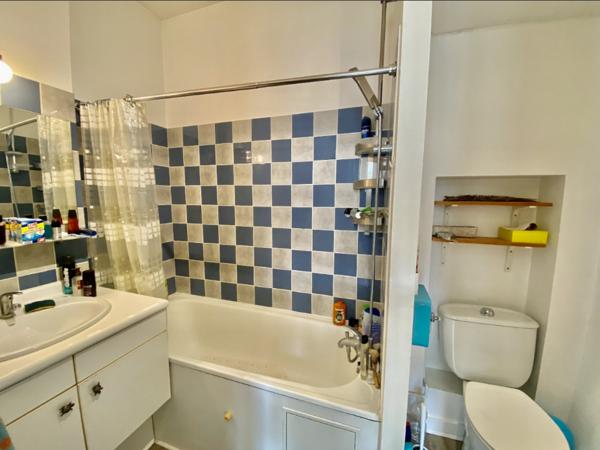 Studio meublé rue de la porte neuve à La Rochelle