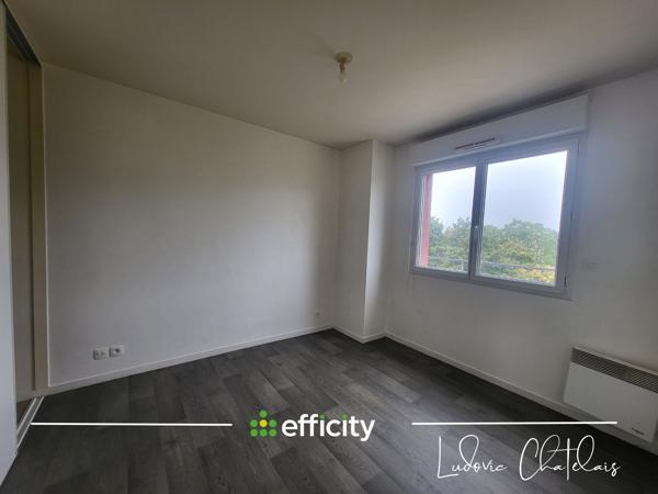 Appartement
         2 pièces
        - 44 m² 156 900 € *