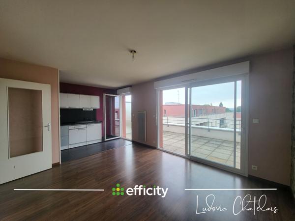 Appartement
         2 pièces
        - 44 m² 156 900 € *