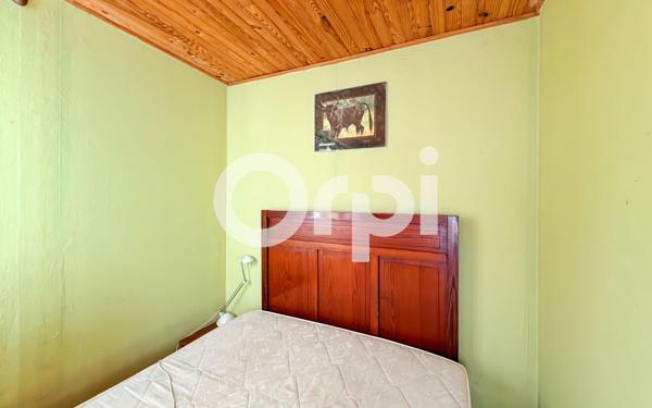 Maison à vendre    7 pièces •  Grospierres