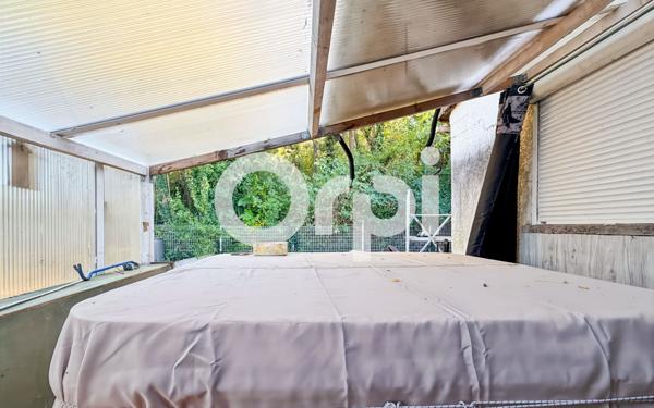 Maison à vendre    7 pièces •  Grospierres