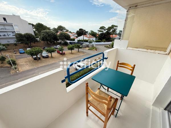 Appartement
         2 pièces
        - 22 m² 129 900 € *