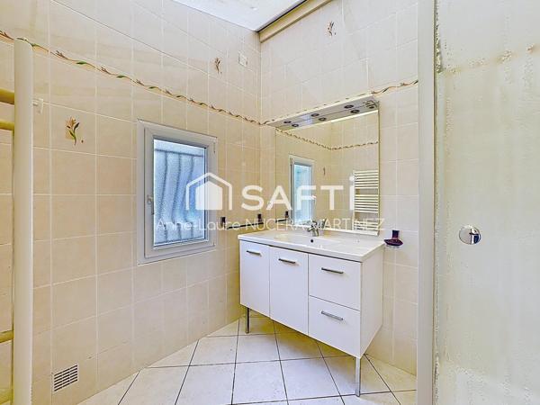 A vendre à 800 m de la plage Saint-Cava, Lilia Plouguerneau 29880