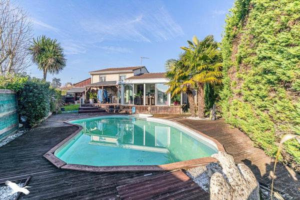 Maison à vendre |  Villenave-d'Ornon |  5 pièces | 100 m²