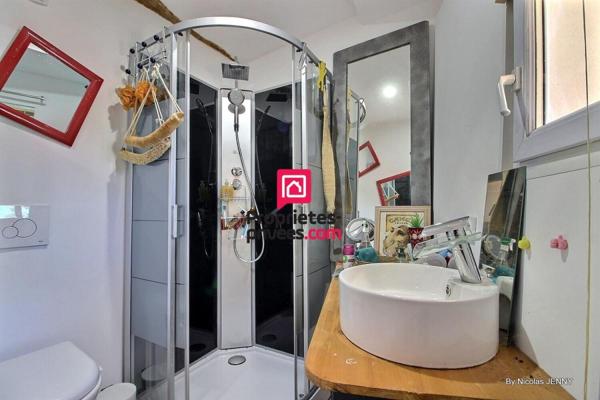 Mas restauré Suze La Rousse 5 pièces 179 m² + Studio 25 m² - 399 000 Euros -