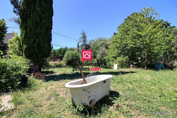 Mas restauré Suze La Rousse 5 pièces 179 m² + Studio 25 m² - 399 000 Euros -