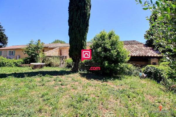 Mas restauré Suze La Rousse 5 pièces 179 m² + Studio 25 m² - 399 000 Euros -