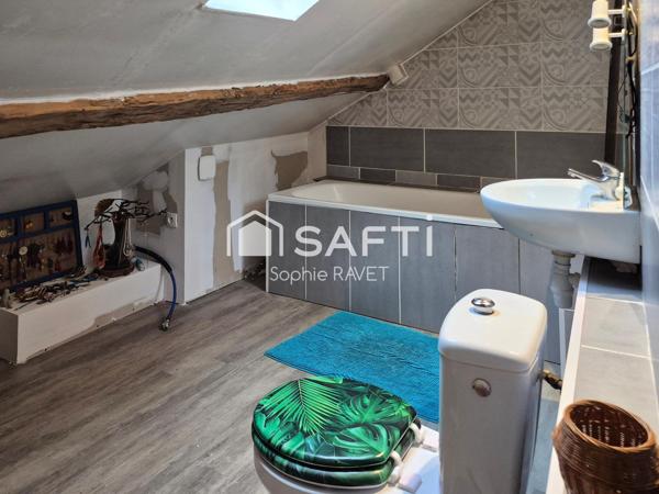 Maison - 6 pièces - 85 m2