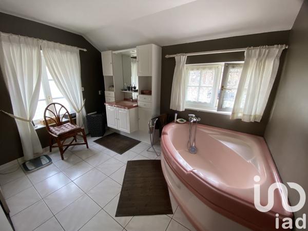 Maison à vendre 8 pièces 266 m² Thivars