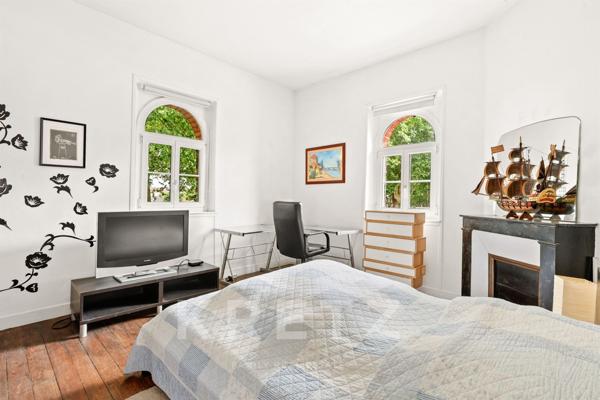 Versailles Montreuil – Maison familiale 7 chambres, jardin et dépendance