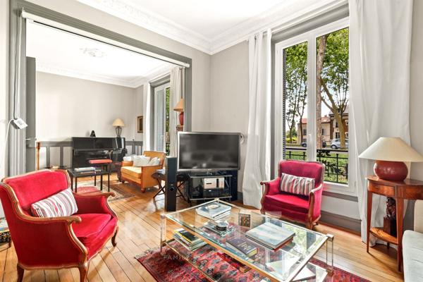 Versailles Montreuil – Maison familiale 7 chambres, jardin et dépendance
