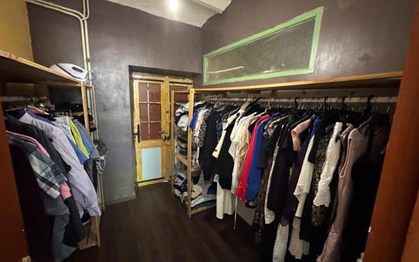 Maison à vendre    6 pièces •  Saint-Jean-de-Valériscle