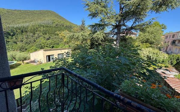 Maison à vendre    6 pièces •  Saint-Jean-de-Valériscle