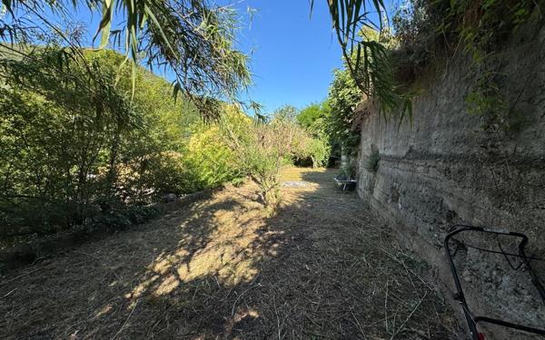 Maison à vendre    6 pièces •  Saint-Jean-de-Valériscle