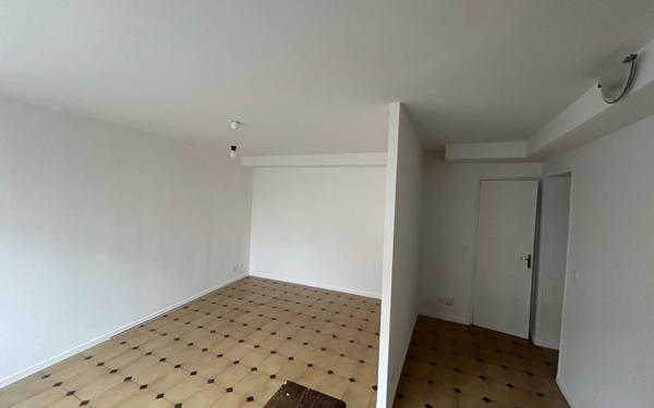 Appartement à vendre    2 pièces • 40 m2 Nanteuil-lès-Meaux