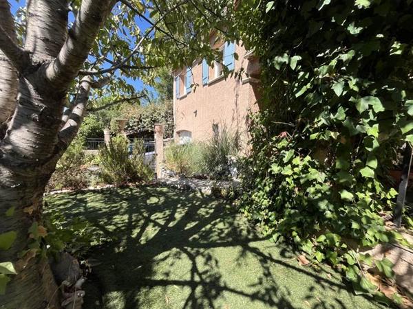 Maison 332 000 € Mèze 4 p 103 m² DPE C
