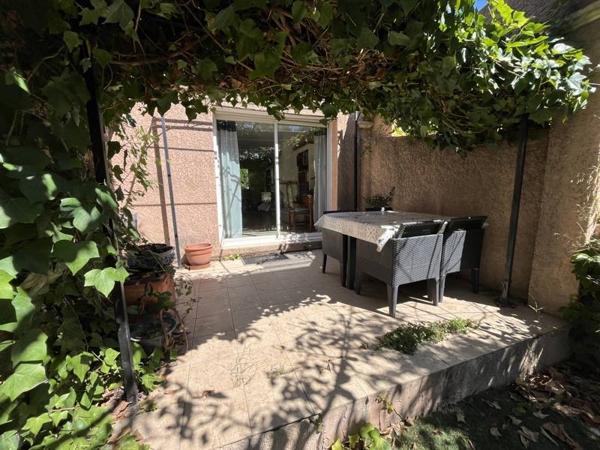 Maison 332 000 € Mèze 4 p 103 m² DPE C